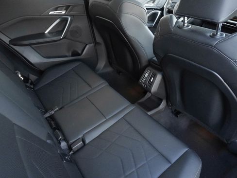 Certified 2025 BMW X2 xDrive28i image 32