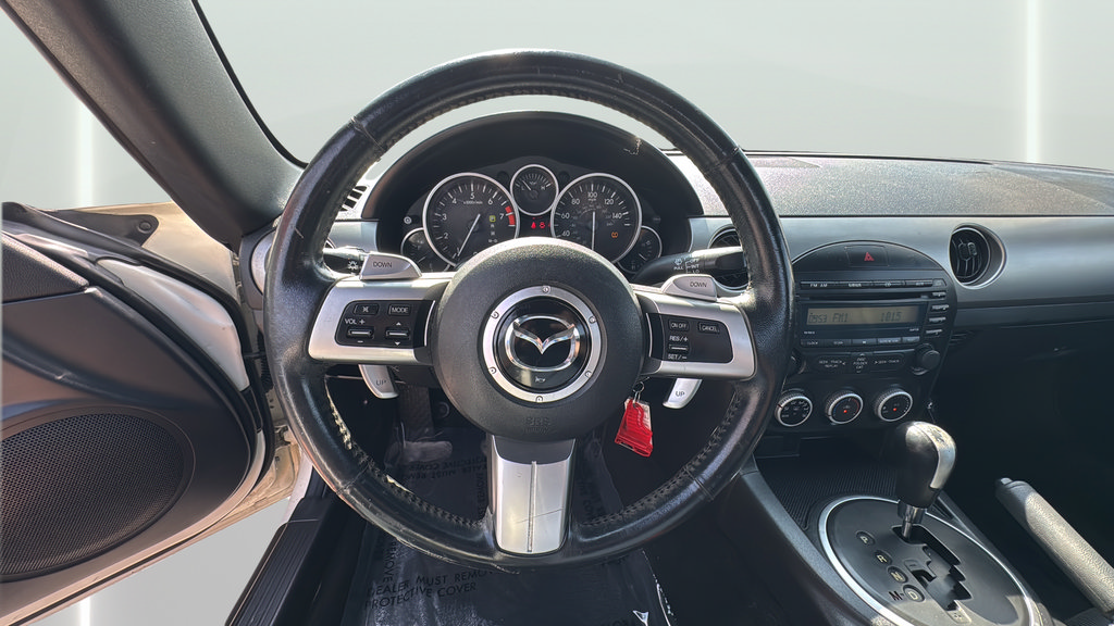 Used 2009 MAZDA MX-5 Miata Touring RWD image 16