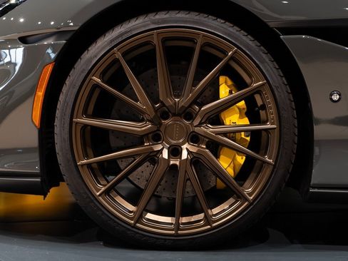 Certified 2022 Ferrari Portofino M image 13