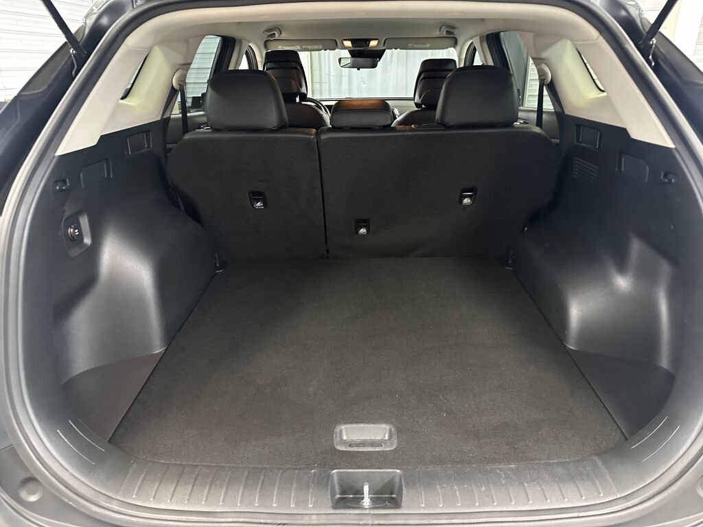Used 2023 Kia Sportage EX FWD image 22
