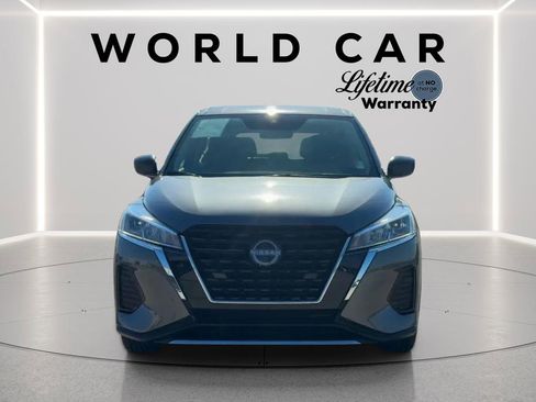 Used 2025 Nissan Kicks Play S FWD image 8