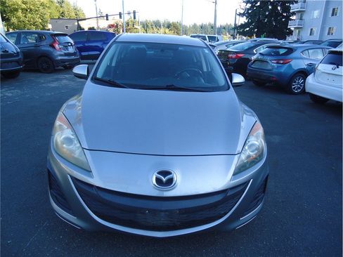 Used 2011 MAZDA MAZDA3 i Sport FWD image 2