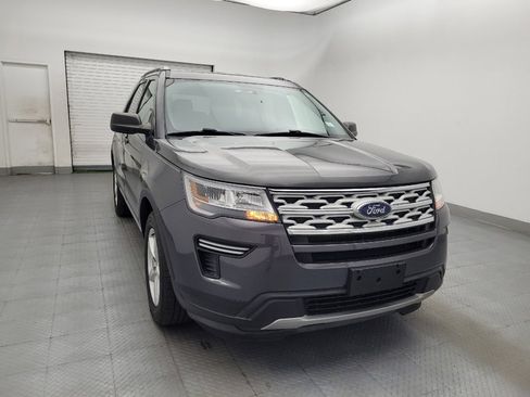 Used 2019 Ford Explorer XLT FWD image 14
