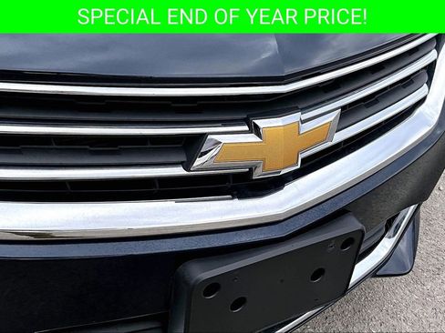 Used 2016 Chevrolet Impala LT w/ Convenience Package image 32