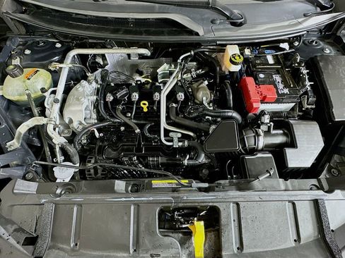 Used 2021 Nissan Rogue SV image 29