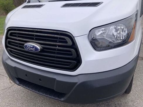 Used 2019 Ford Transit 150 130 Low Roof RWD image 9
