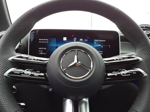 New 2026 Mercedes-Benz GLC 300 GLC 300 image 21