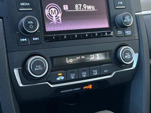 Used 2020 Honda Civic LX image 21