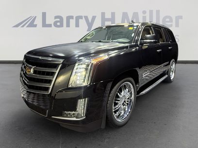 Used 2016 Cadillac Escalade Luxury