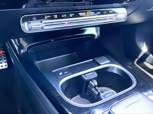 Used 2022 Mercedes-Benz CLA 250 image 22