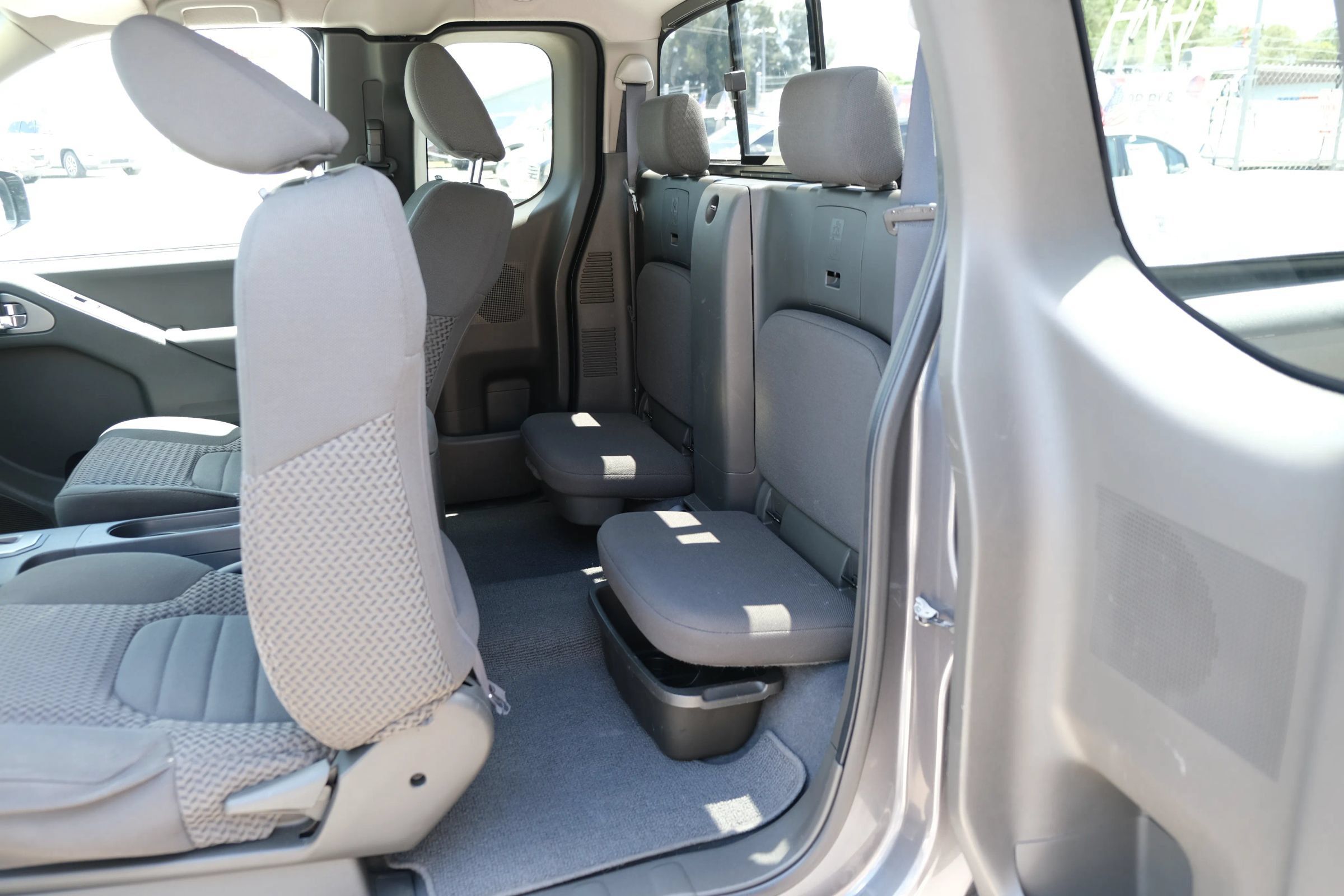 Used 2021 Nissan Frontier SV AWD/4WD image 12