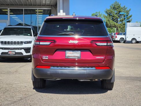 Used 2025 Jeep Grand Cherokee L Limited AWD/4WD image 13