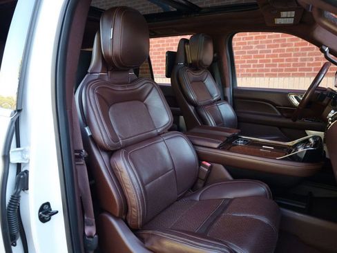 Used 2018 Lincoln Navigator Black Label w/ Cargo Package image 32