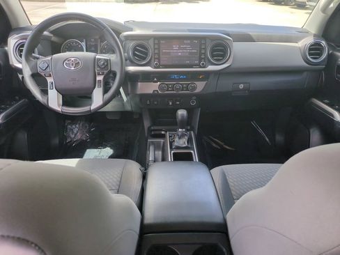 Used 2022 Toyota Tacoma SR5 w/ Technology Package image 16