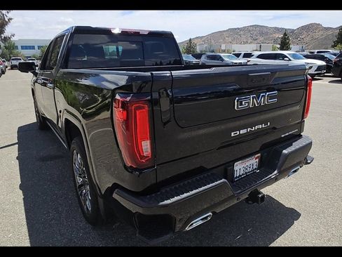 Used 2024 GMC Sierra 1500 Denali Ultimate AWD/4WD image 7