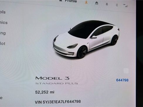Used 2020 Tesla Model 3 Standard Range Plus image 36