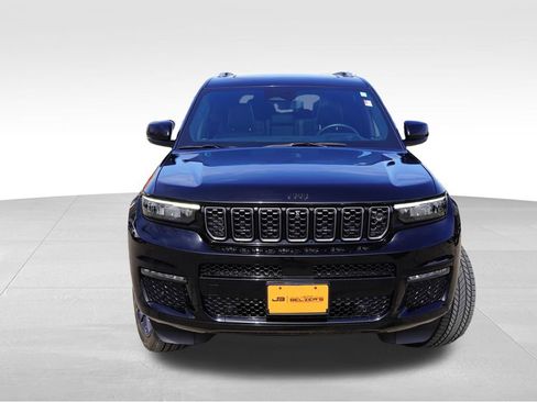 Certified 2023 Jeep Grand Cherokee L Summit image 12