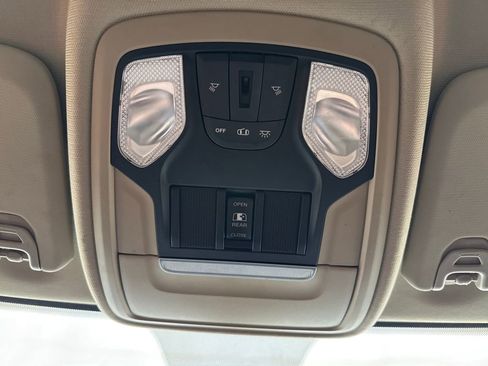 Used 2020 RAM 2500 Tradesman image 31