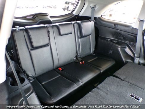 Used 2019 Toyota Highlander XLE image 25