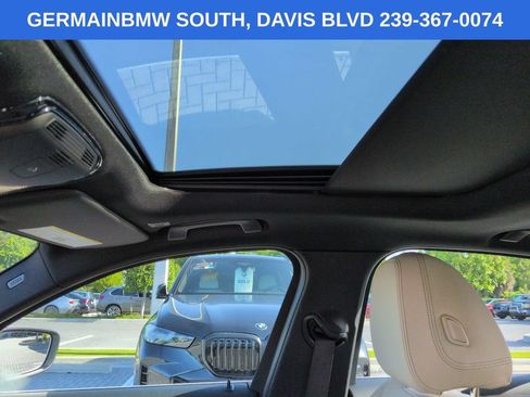 Used 2025 BMW 330i Sedan w/ Premium Package RWD image 22