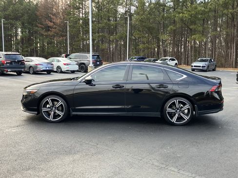 Used 2024 Honda Accord Sport image 7