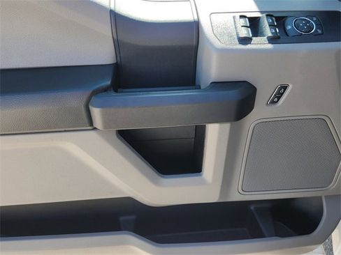 Used 2022 Ford F350 XL w/ Power Equipment Group image 17