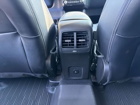 Used 2023 Ford Escape Platinum image 21