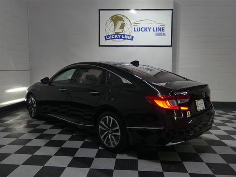Used 2019 Honda Accord Touring image 11