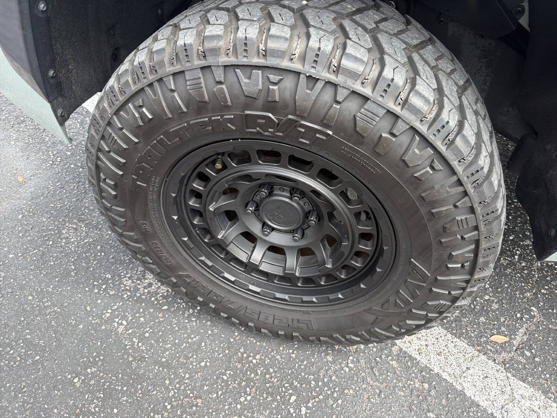 Used 2025 Toyota Tundra Platinum AWD/4WD image 10