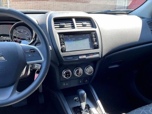 Used 2024 Mitsubishi Outlander Sport ES AWD/4WD image 6