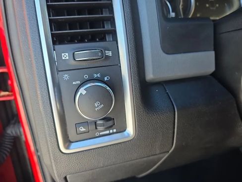 Used 2019 RAM 1500 Big Horn image 22