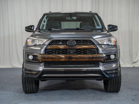 Used 2019 Toyota 4Runner Limited AWD/4WD image 2