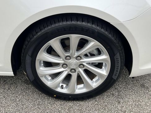 Used 2016 Buick LaCrosse Leather image 12