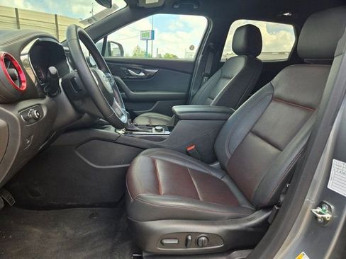 Used 2025 Chevrolet Blazer RS image 24