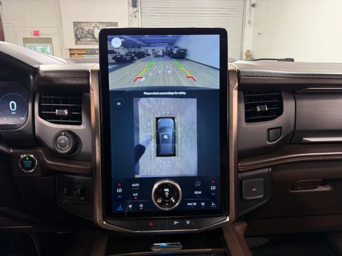 Used 2023 Ford Expedition King Ranch AWD/4WD image 22