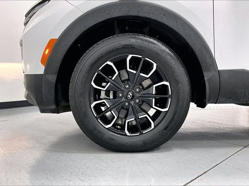Used 2022 Hyundai Santa Cruz SEL w/ Activity Package FWD image 10
