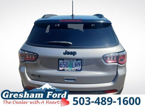 Used 2018 Jeep Compass Latitude AWD/4WD image 7