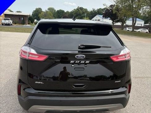 Used 2024 Ford Edge SEL AWD/4WD image 5