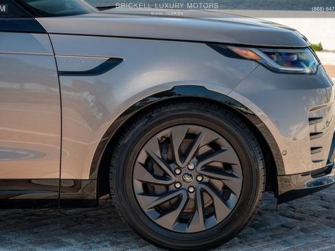 Used 2023 Land Rover Discovery S R-Dynamic image 43