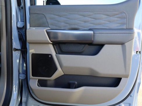 Used 2026 Ford F450 Platinum w/ Platinum Plus Package image 26