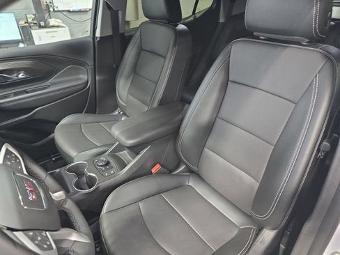 Used 2023 GMC Terrain SLT w/ Infotainment Package II AWD/4WD image 19