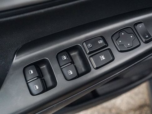 Certified 2023 Hyundai Kona SE image 20