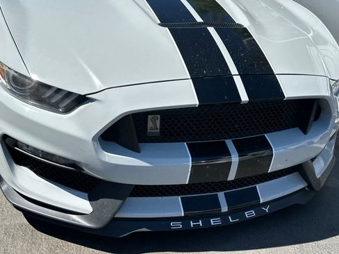 Used 2016 Ford Mustang Shelby GT350 w/ Technology Package image 9