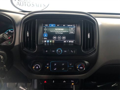 Used 2019 Chevrolet Colorado W/T w/ WT Convenience Package RWD image 12