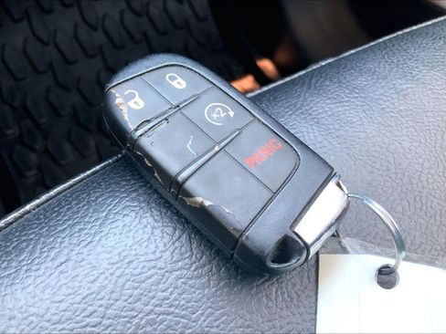 Used 2021 Jeep Compass Limited AWD/4WD image 15