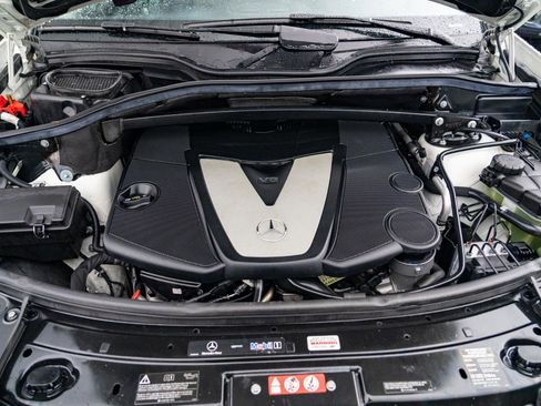 Used 2011 Mercedes-Benz GL 320 BlueTEC 4MATIC image 25