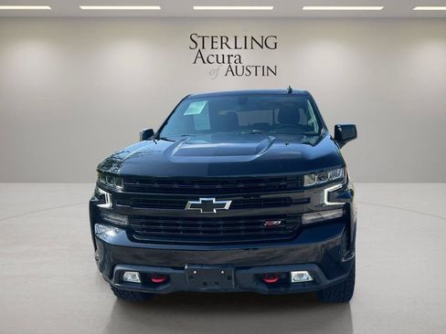 Used 2021 Chevrolet Silverado 1500 LT Trail Boss w/ Convenience Package II AWD/4WD image 2