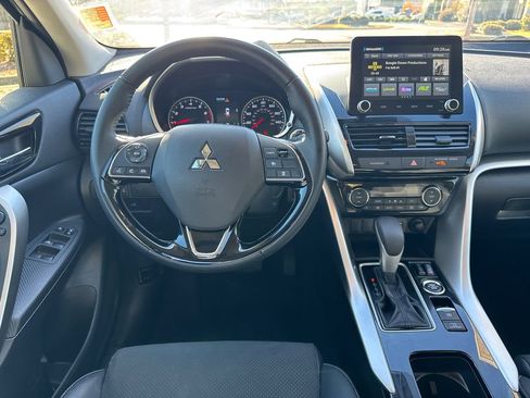 Used 2025 Mitsubishi Eclipse Cross SE image 24
