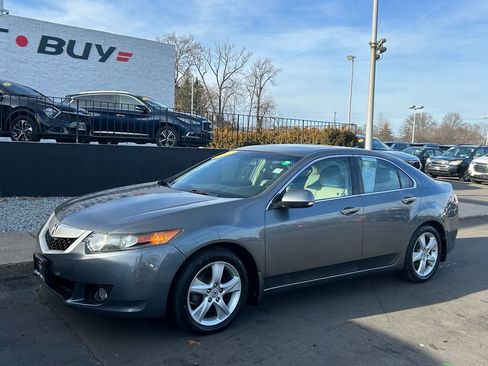 Used 2010 Acura TSX Sedan image 2