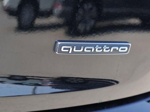 Used 2022 Audi Q5 2.0T Premium w/ Convenience Package image 22